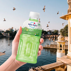 Mogu Mogu Melon Juice with Nata de Coco | 320ml (Pack of 6)